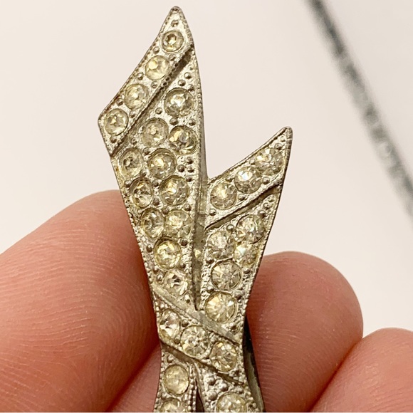 Vintage/antique clear rhinestone art deco bow dress clip 1930s? - Picture 3 of 10
